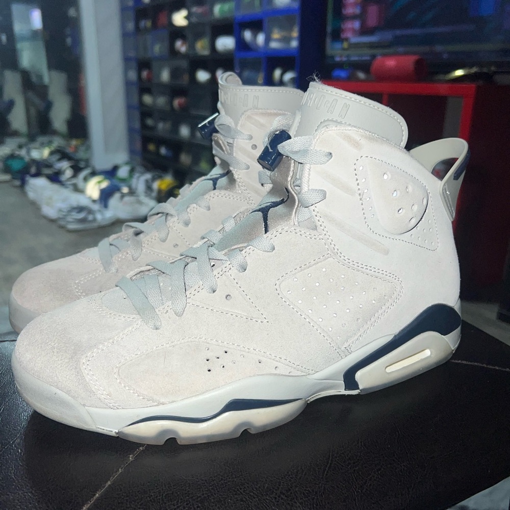 Jordan 6 Retro Mid Georgetown
